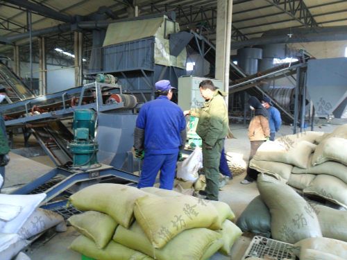 5萬噸腐殖酸+羊糞有機無機肥、有機肥