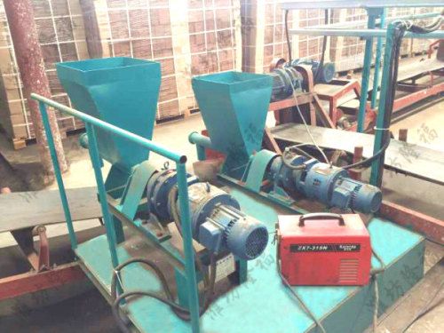 12萬噸秸稈+菇渣基質(育苗土)