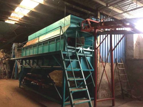 12萬噸秸稈+菇渣基質(育苗土)