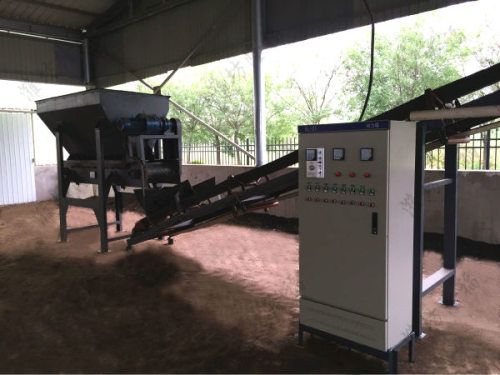 3萬噸秸稈+菇渣粉狀有機肥